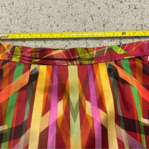 Escada size 36 (S) silk “Ode to LA” NWOT Pencil Skirt Elegant Tailored Design - Picture 12 of 15